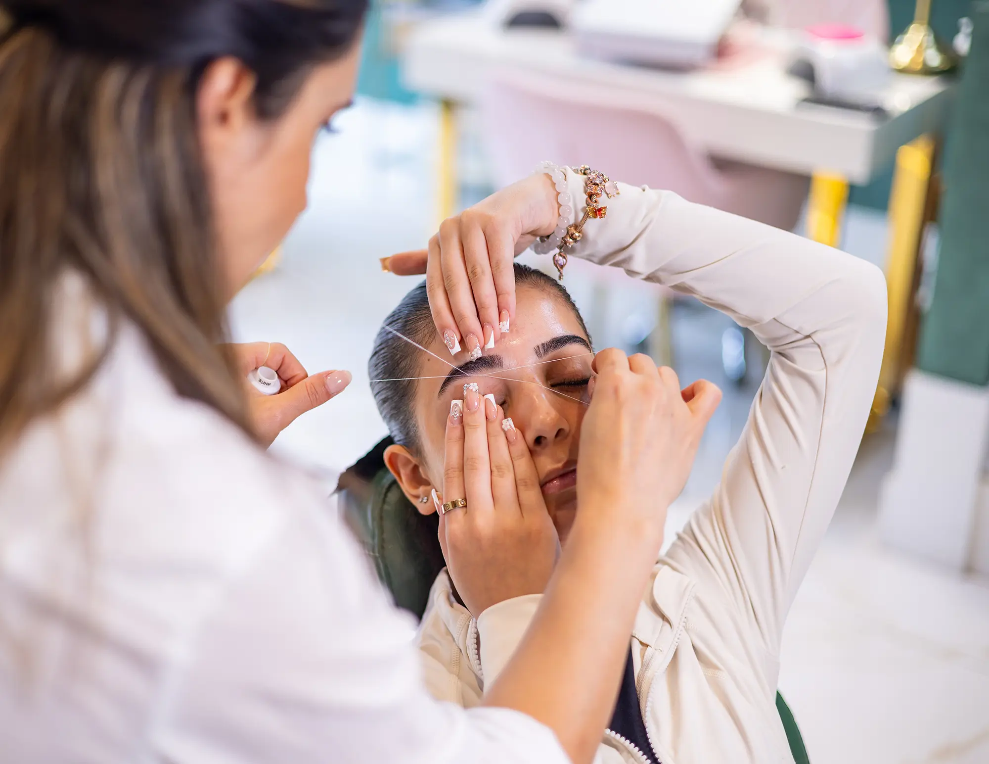 Beautie Lab Beauty Eyebrow Threading